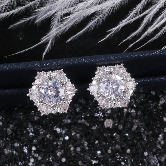 NEW💎DIAMOND 925 STERLING SILVER HEXAGON EARRINGS, NICE EARRINGS, CUTE EARRINGS - Picture 5 of 5